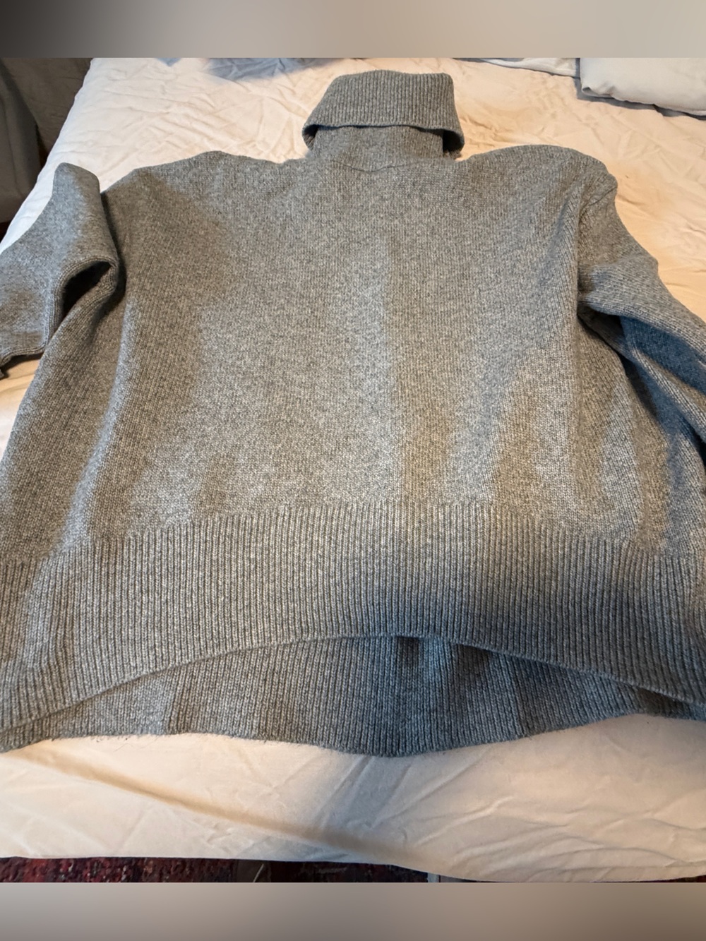 H&M  Gray Turtleneck Sweater - Ribbed Hem NEW fits S-M